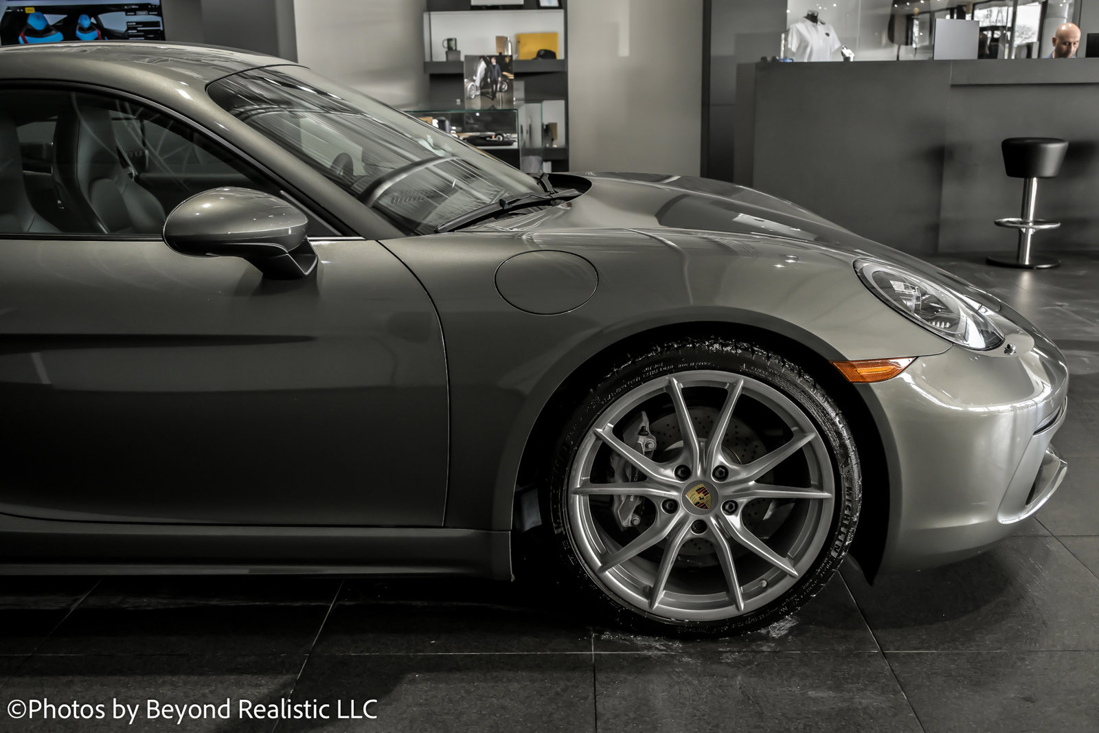 Used 2023 Porsche 718 Cayman T w/ Sport Chrono Package image 5