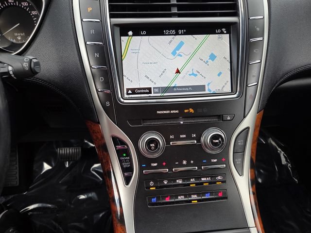 Used 2018 Lincoln MKX Reserve w/ Driver Assistance Package FWD image 24