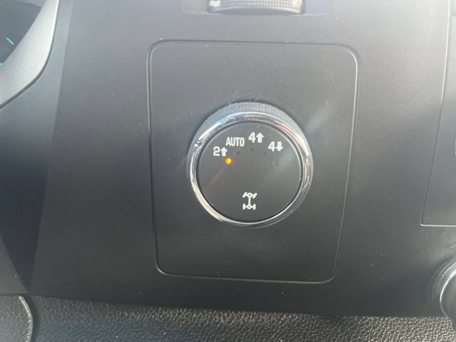 Used 2013 Chevrolet Silverado 1500 LT AWD/4WD image 18