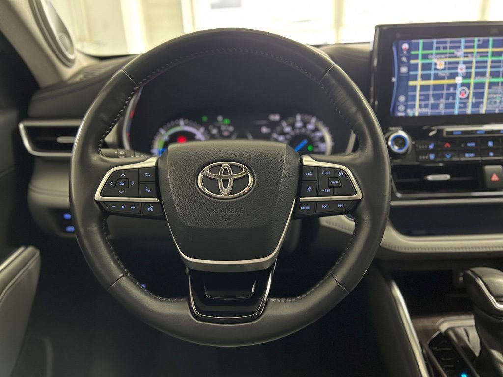 Used 2022 Toyota Highlander Platinum image 36