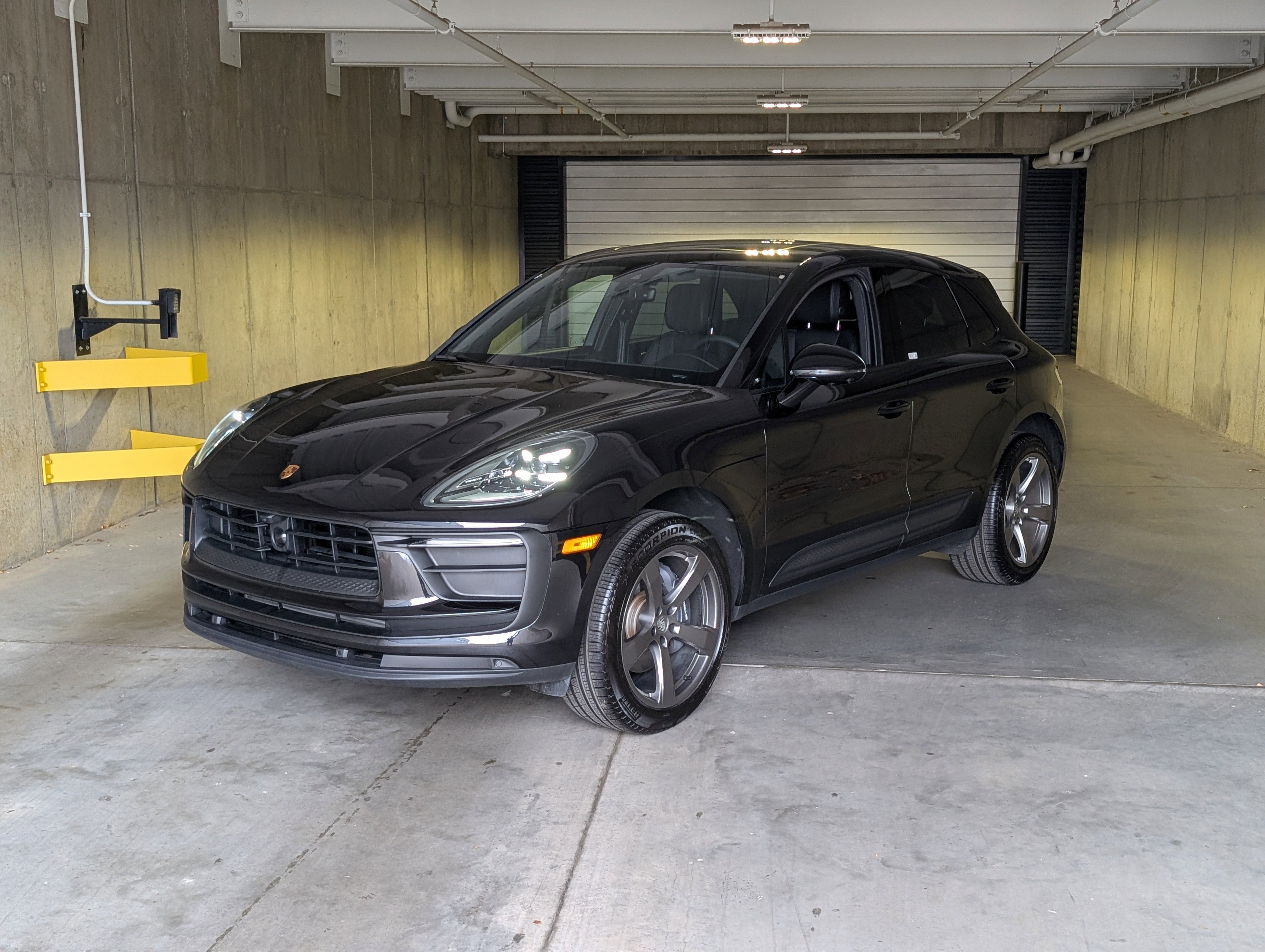 Used 2025 Porsche Macan