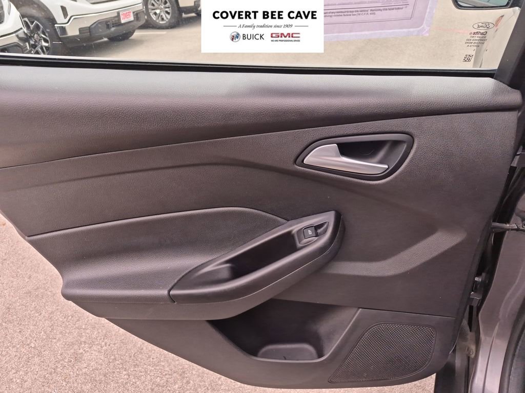 Used 2013 Ford Focus SE image 22