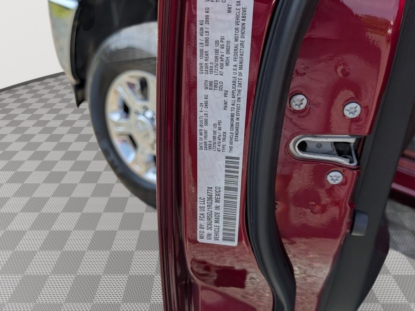 Used 2024 RAM 2500 Big Horn AWD/4WD image 15