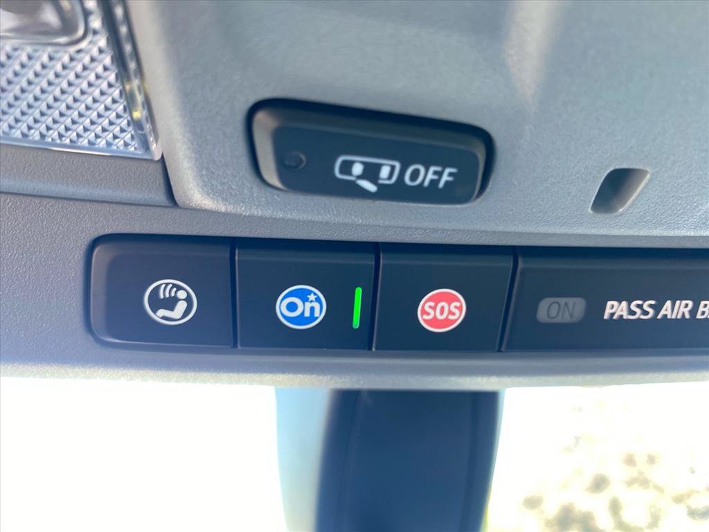 Used 2022 Chevrolet Silverado 1500 Custom AWD/4WD image 14