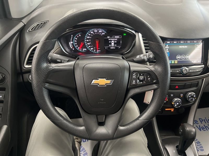Used 2018 Chevrolet Trax LS FWD image 21