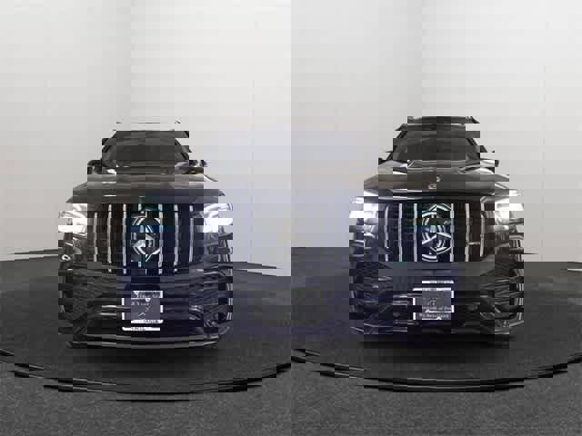 Used 2023 Mercedes-Benz GLE 53 AMG 4MATIC image 2