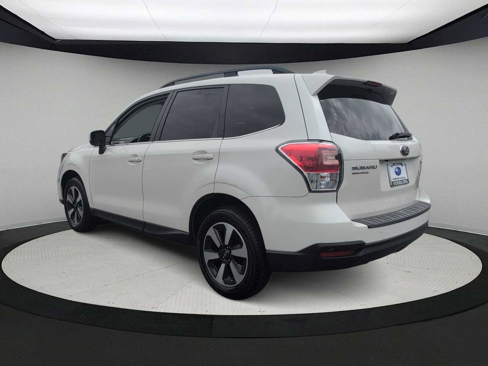 Used 2017 Subaru Forester 2.5i Limited w/ Popular Package #2 AWD/4WD image 6