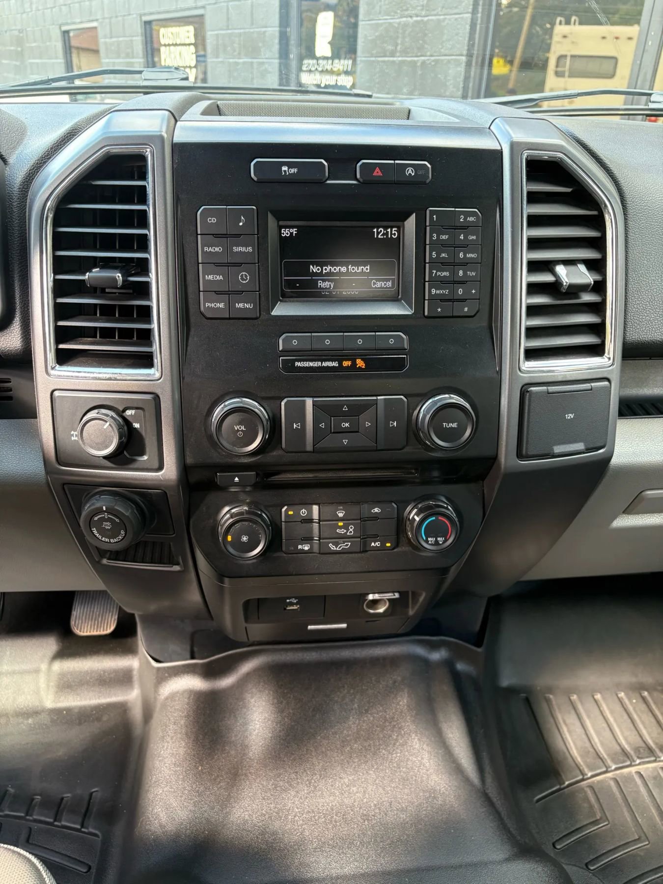 Used 2016 Ford F150 XLT w/ Equipment Group 301A Mid RWD image 28