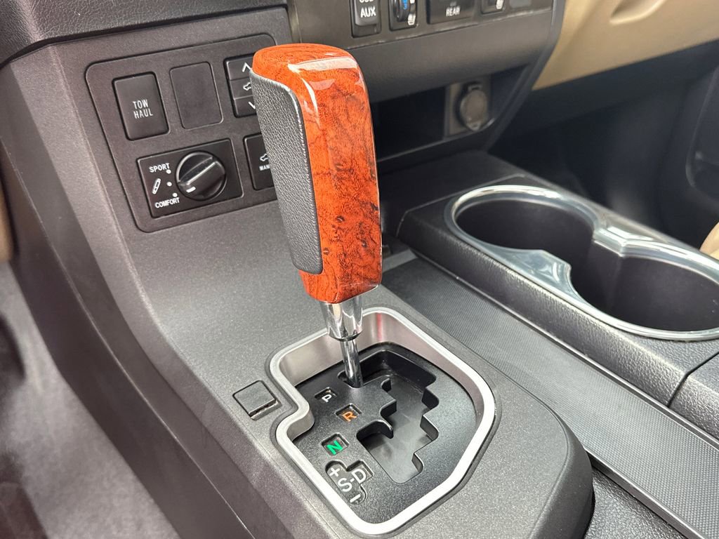 Used 2018 Toyota Sequoia Platinum image 32