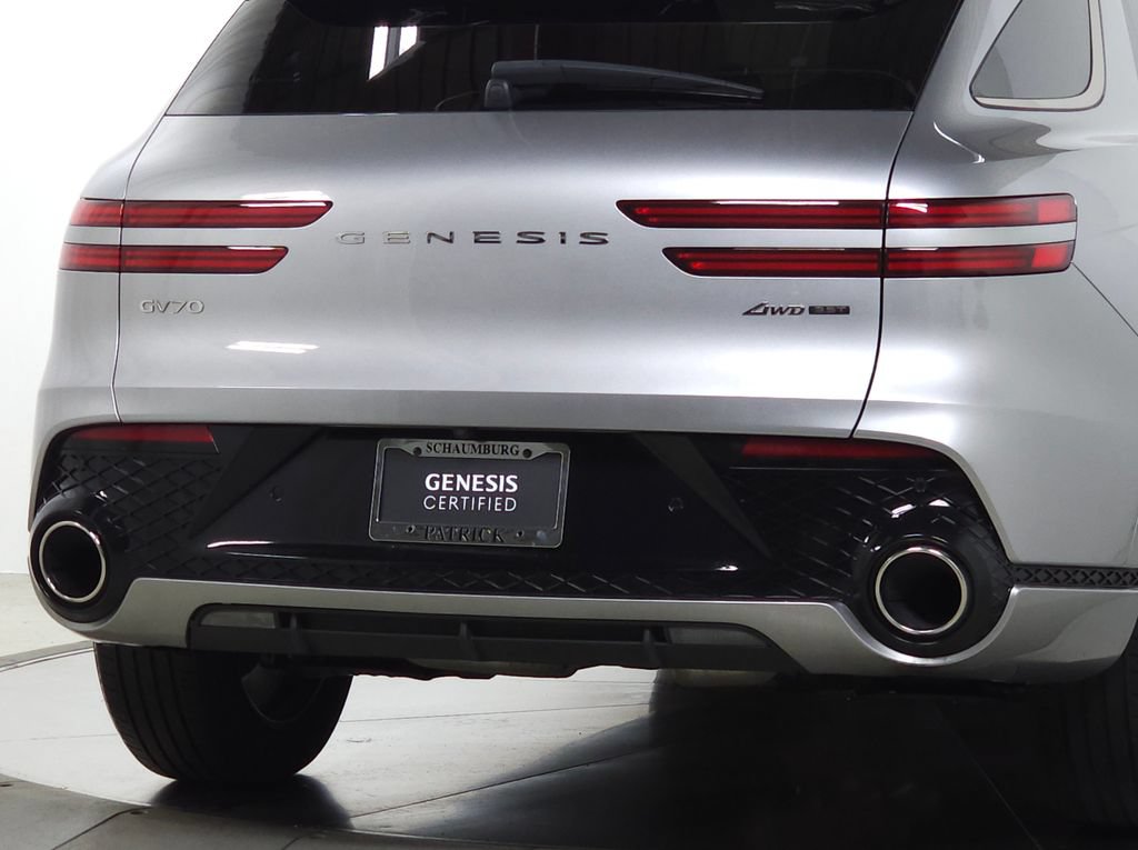 Used 2024 Genesis GV70 3.5T Sport AWD/4WD image 10