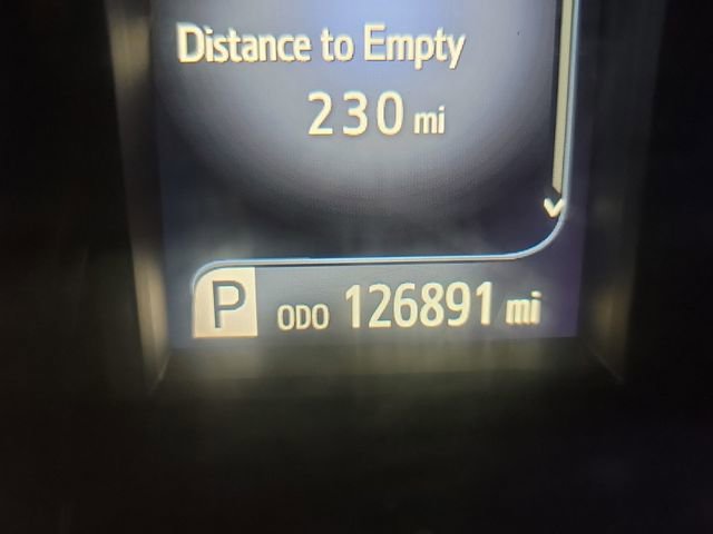 Used 2016 Toyota Camry LE image 13