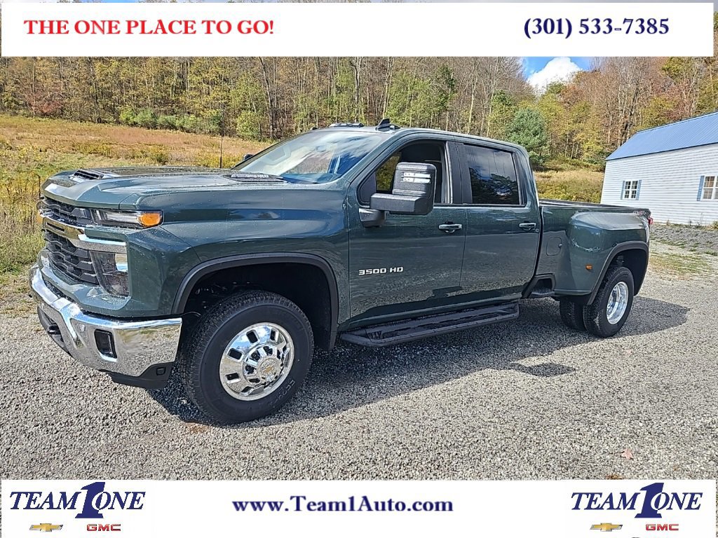New 2026 Chevrolet Silverado 3500 LT w/ All Star Edition image 1
