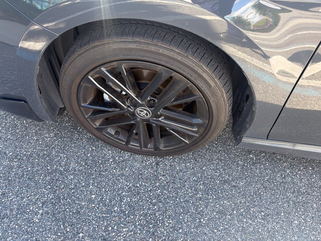 Used 2025 Toyota Camry SE FWD image 7