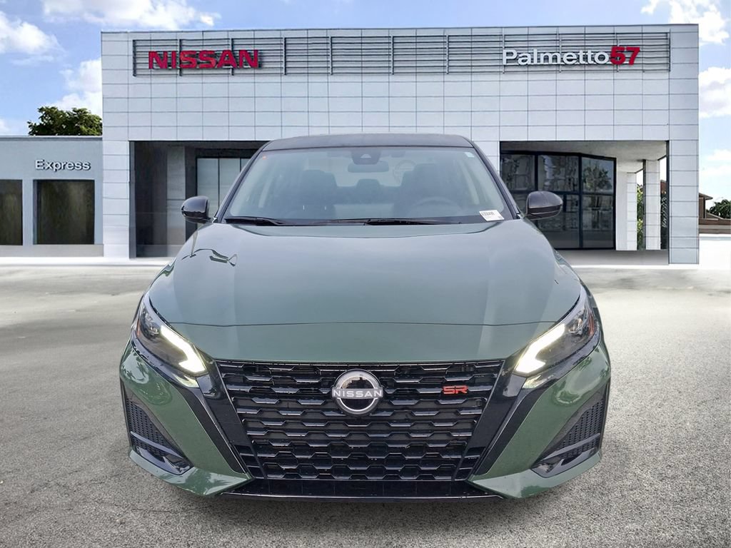 New 2026 Nissan Altima 2.5 SR w/ SR Midnight Edition Package FWD image 2