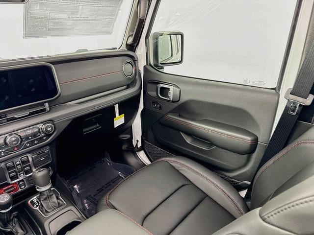 New 2026 Jeep Wrangler Unlimited Rubicon AWD/4WD image 24