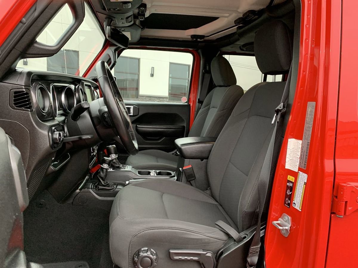 Used 2022 Jeep Wrangler Unlimited Sport image 29
