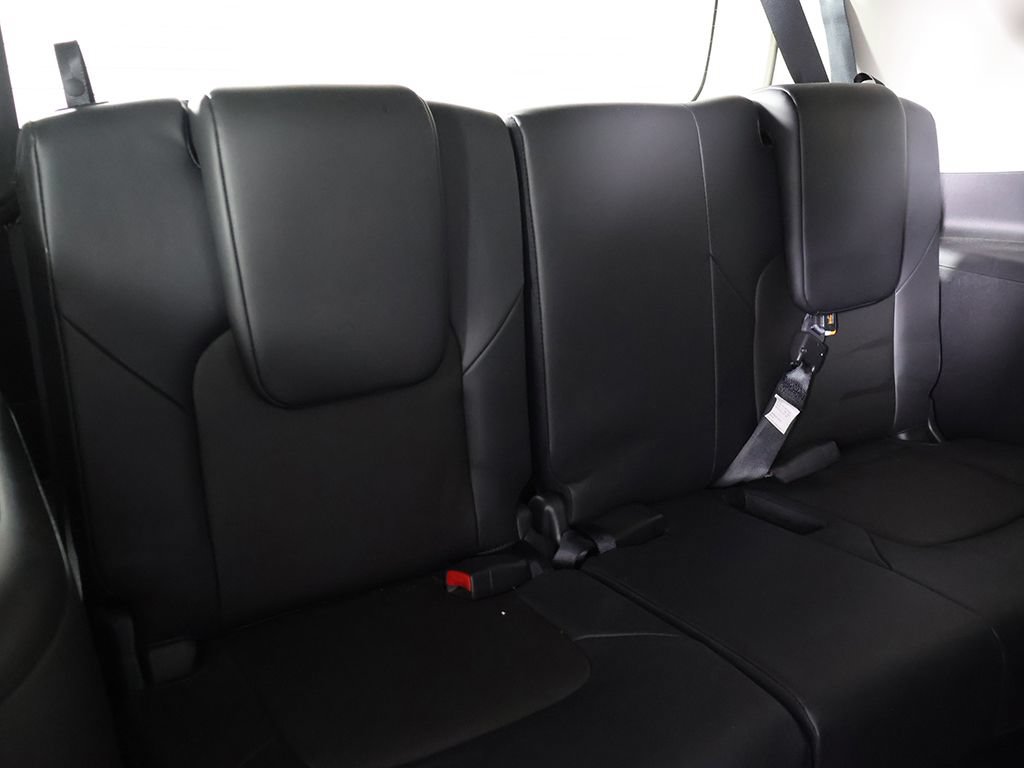Used 2024 Nissan Armada SV w/ Cargo Package AWD/4WD image 32