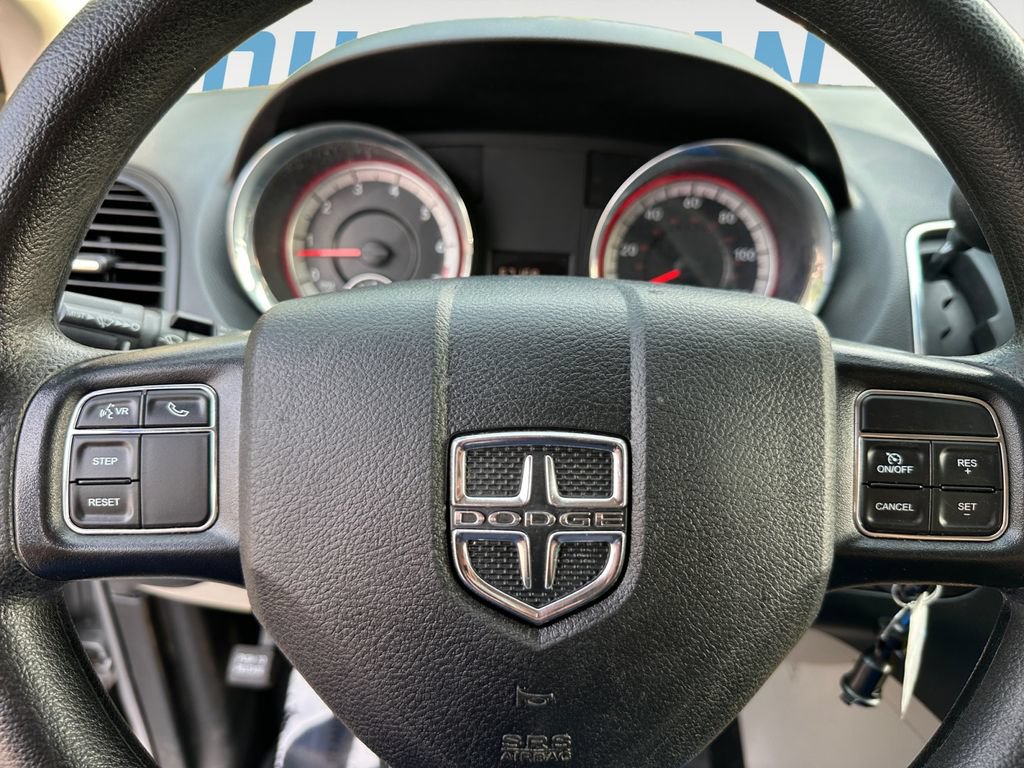 Used 2018 Dodge Grand Caravan SE w/ UConnect Hands-Free Group FWD image 19
