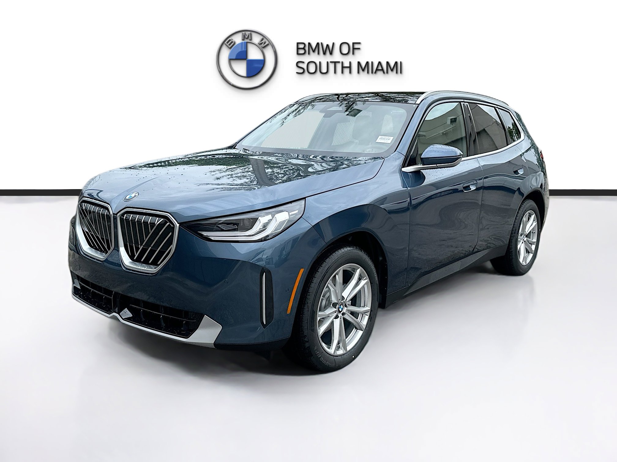 New 2025 BMW X3 xDrive30i w/ Convenience Package image 3