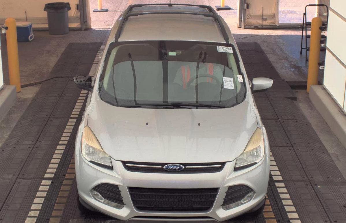 Used 2013 Ford Escape SE image 2