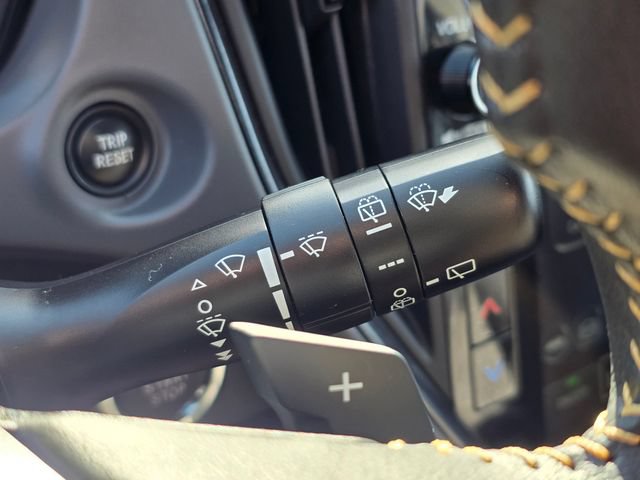 Used 2025 Subaru Crosstrek 2.5i Sport w/ Crosstrek Mirror Package AWD/4WD image 38