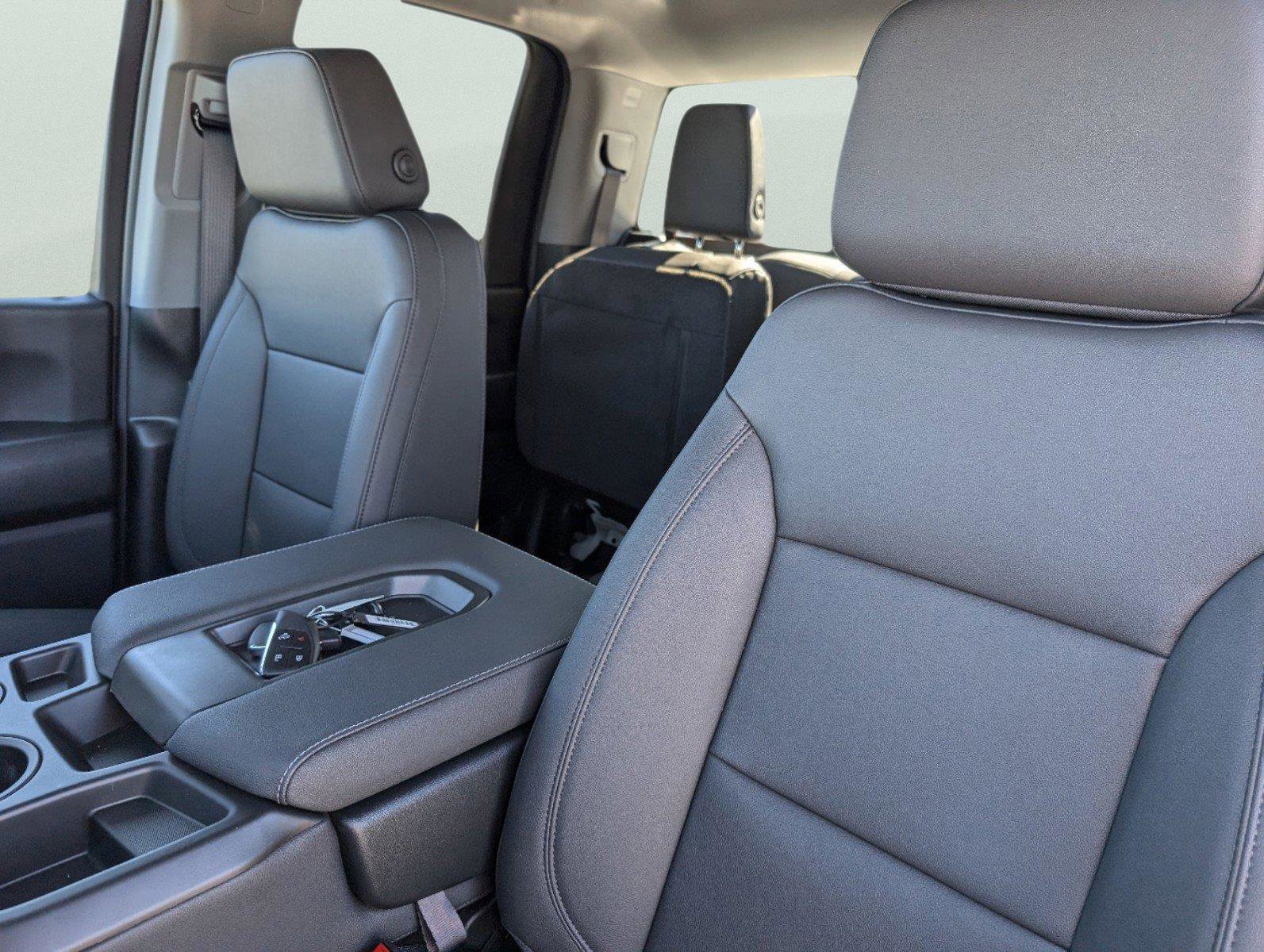 New 2025 GMC Sierra 2500 Pro w/ Convenience Package image 15