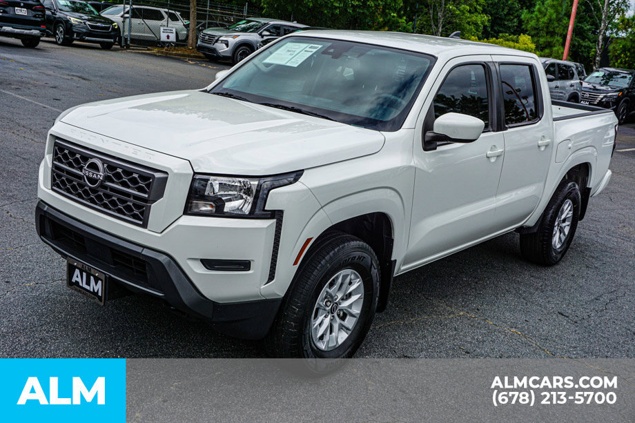 Used 2024 Nissan Frontier SV w/ Tow Package AWD/4WD image 14