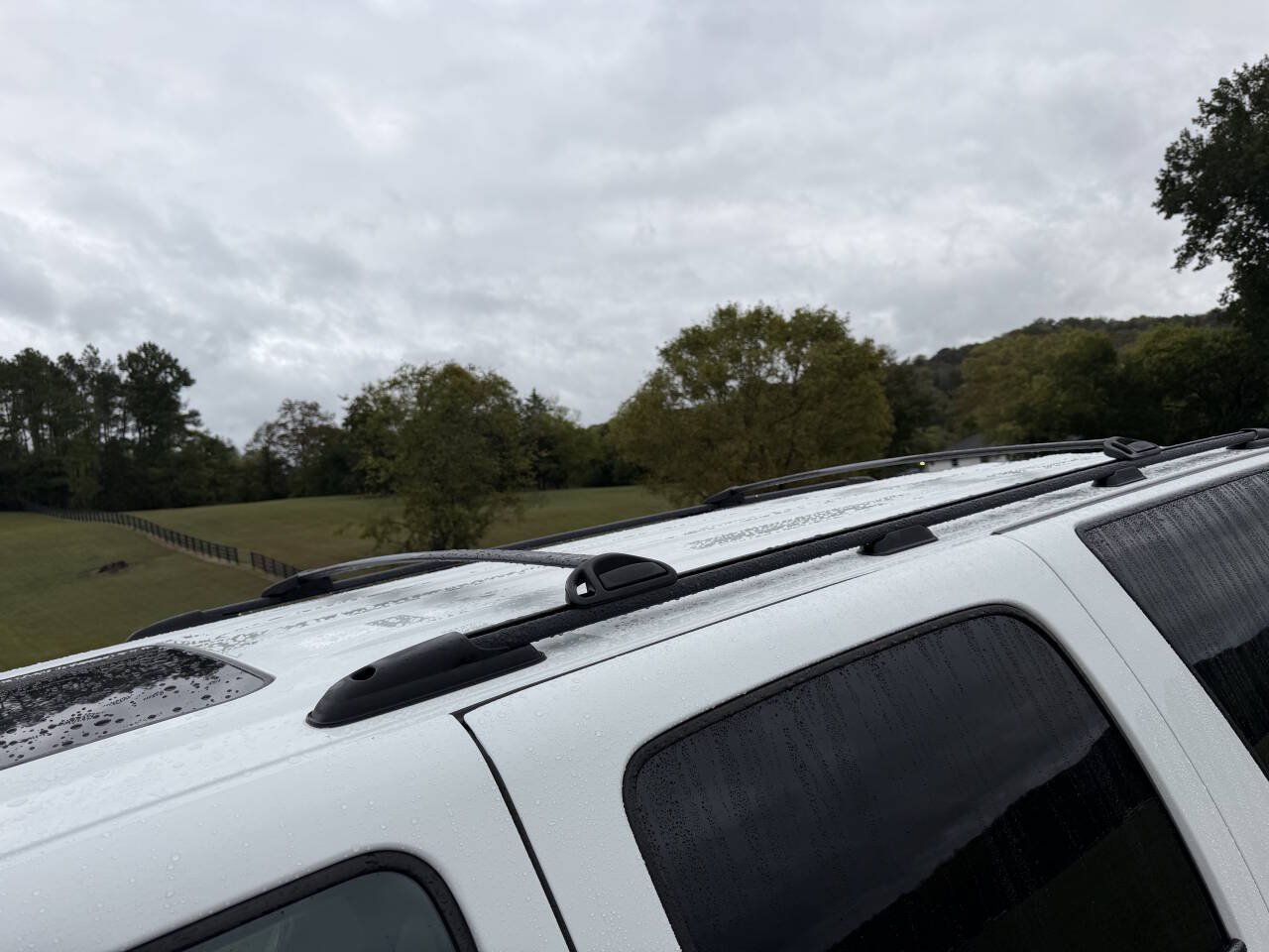 Used 2004 Chevrolet Suburban 2500 LT w/ Preferred Equipment Group AWD/4WD image 26