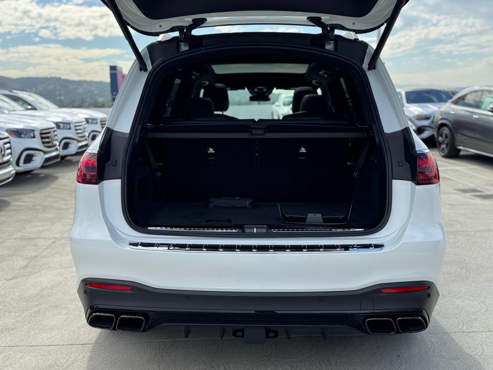 New 2025 Mercedes-Benz GLS 63 AMG 4MATIC image 13