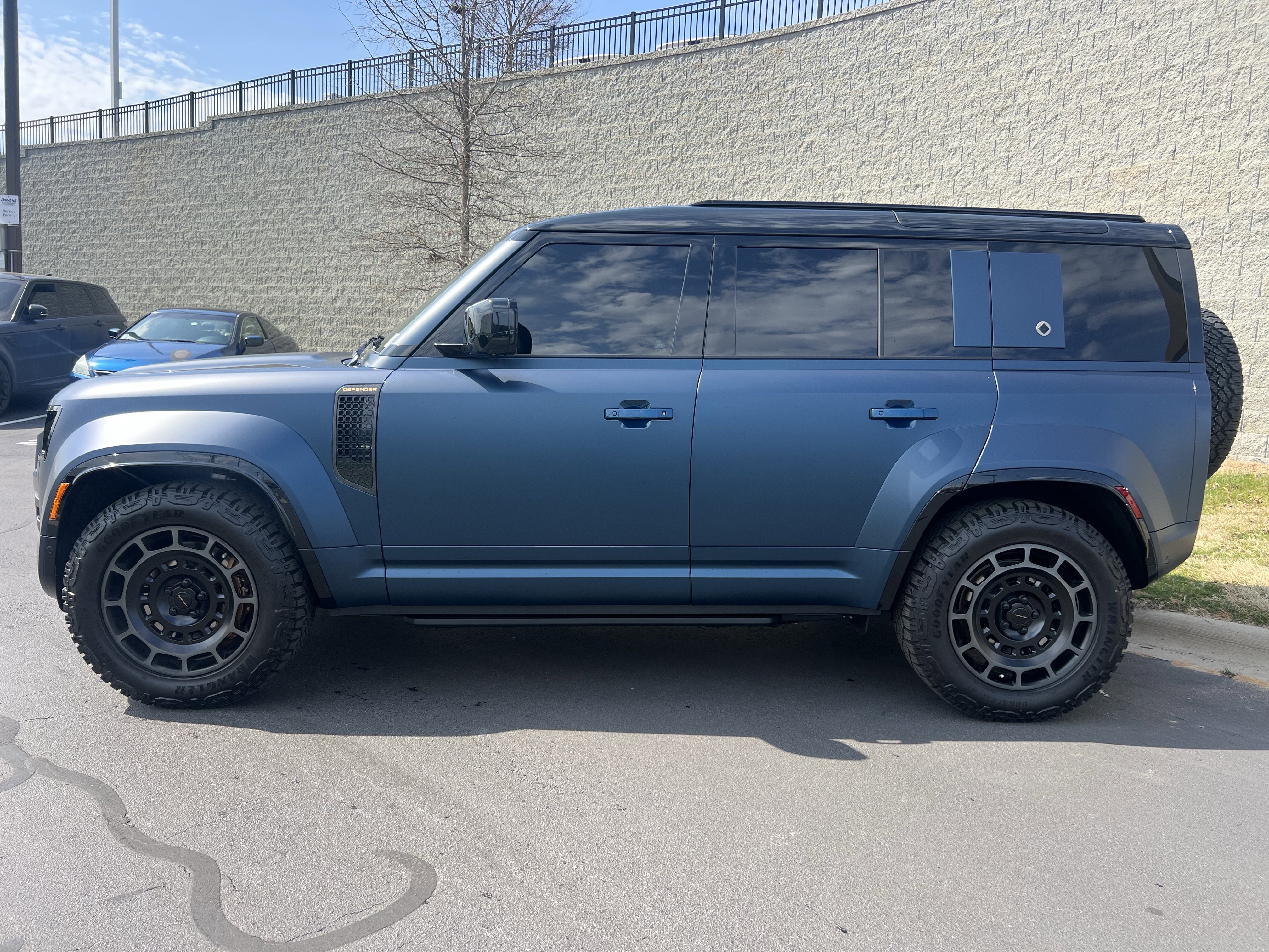 Certified 2026 Land Rover Defender 110 OCTA image 4