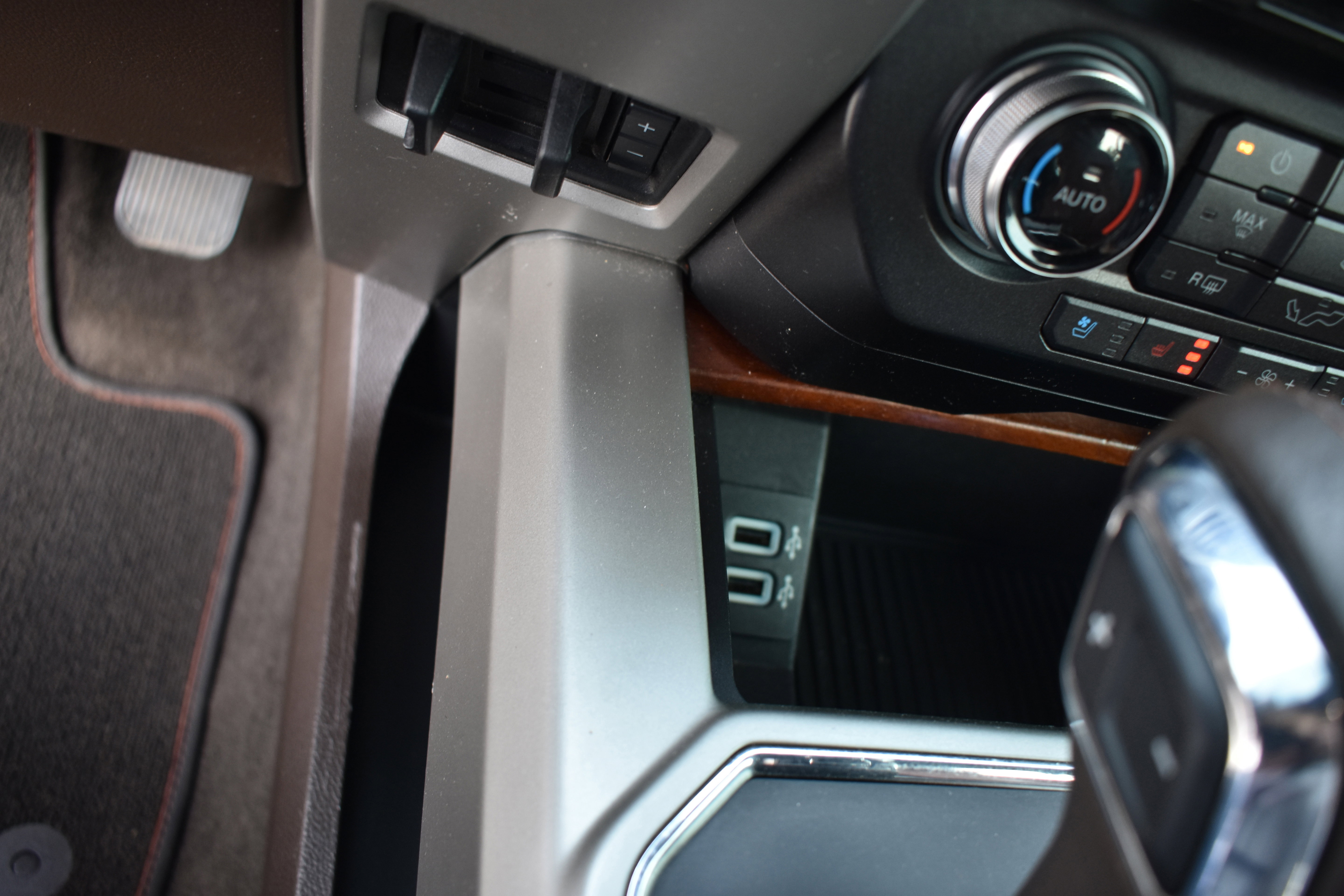 Used 2018 Ford F150 King Ranch image 22