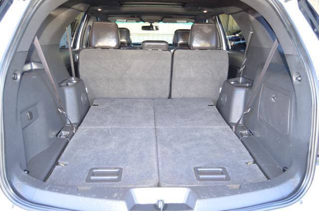 Used 2013 Ford Explorer XLT AWD/4WD image 40