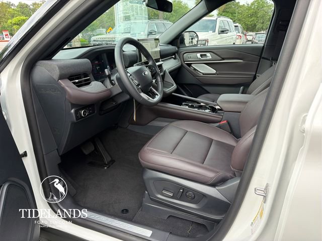 New 2026 Ford Explorer Platinum RWD image 10