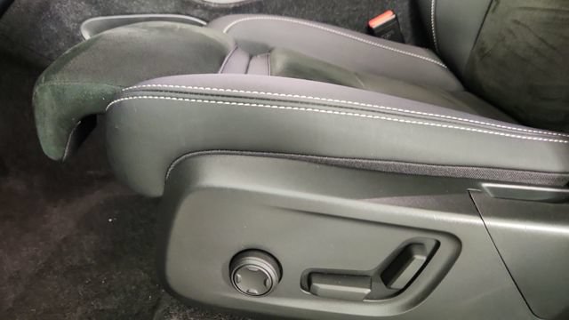 Certified 2023 Volvo C40 P8 Recharge Ultimate AWD/4WD image 14