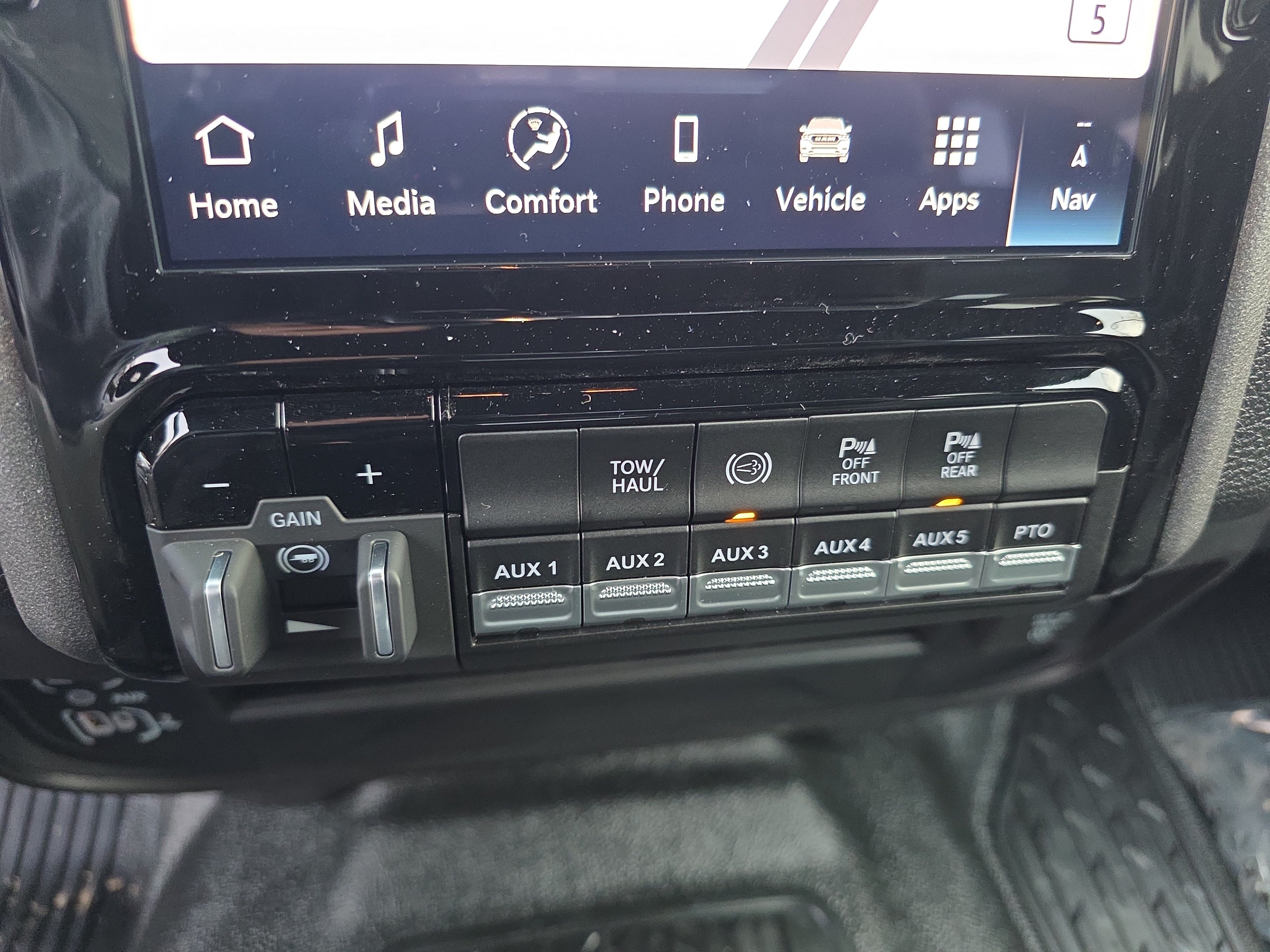 New 2026 RAM 5500 Tradesman AWD/4WD image 6