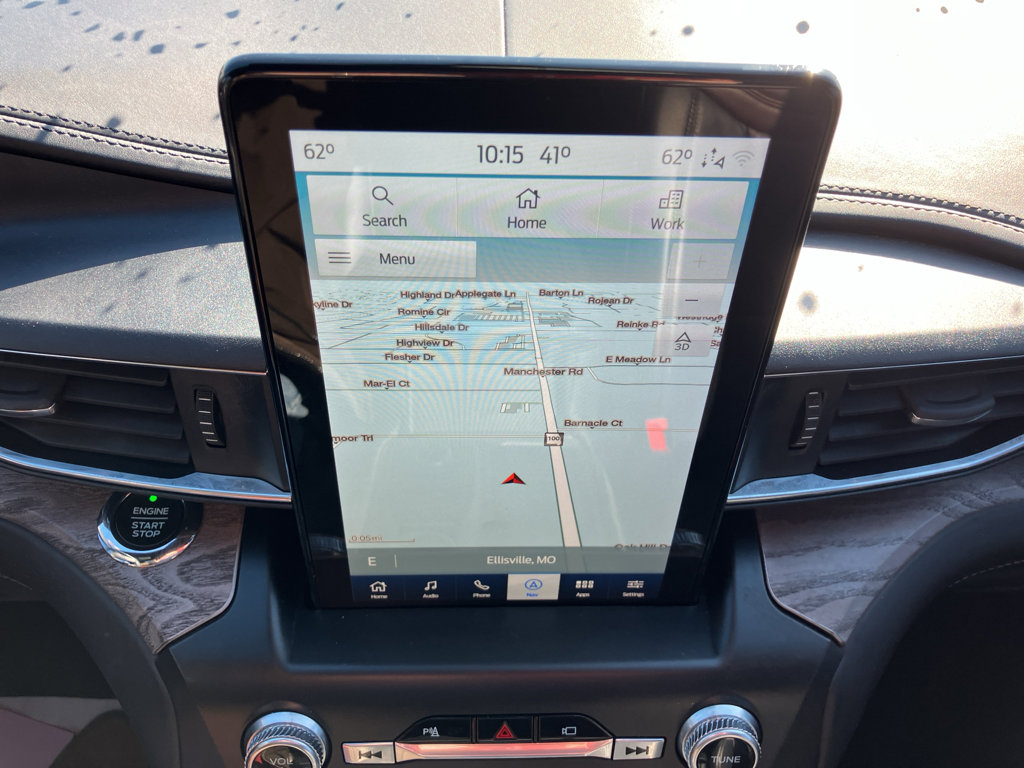 Used 2020 Ford Explorer Platinum w/ Premium Technology Package image 16