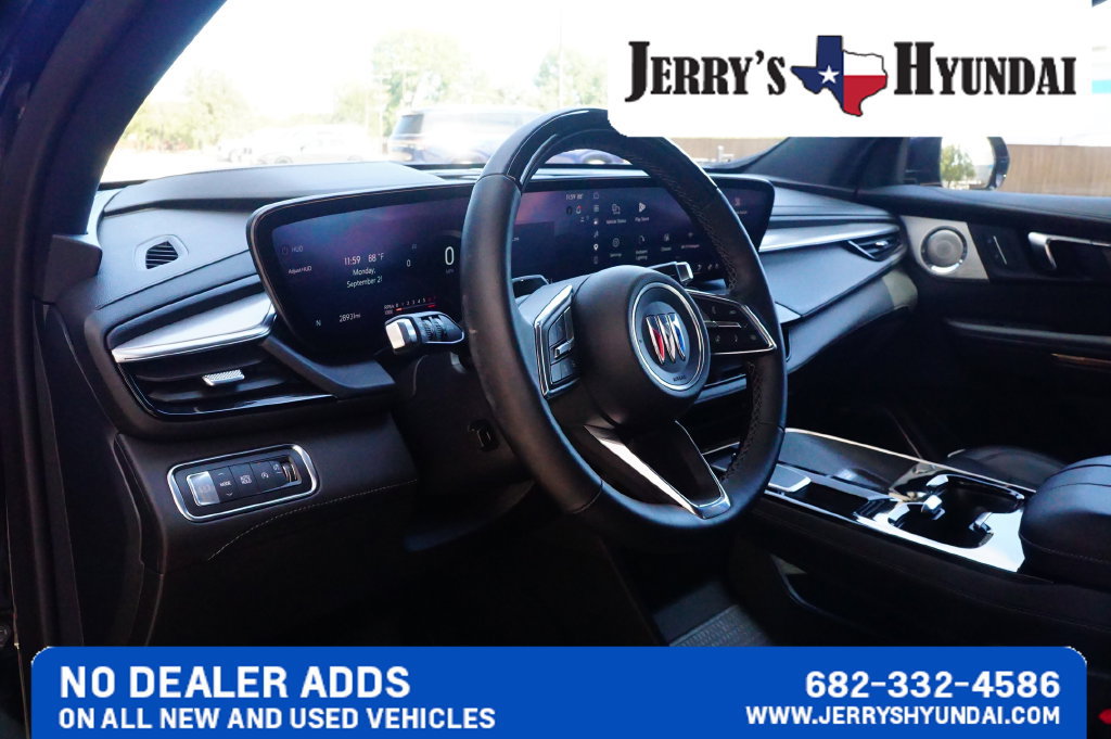 Used 2025 Buick Enclave Avenir w/ Super Cruise Package FWD image 22