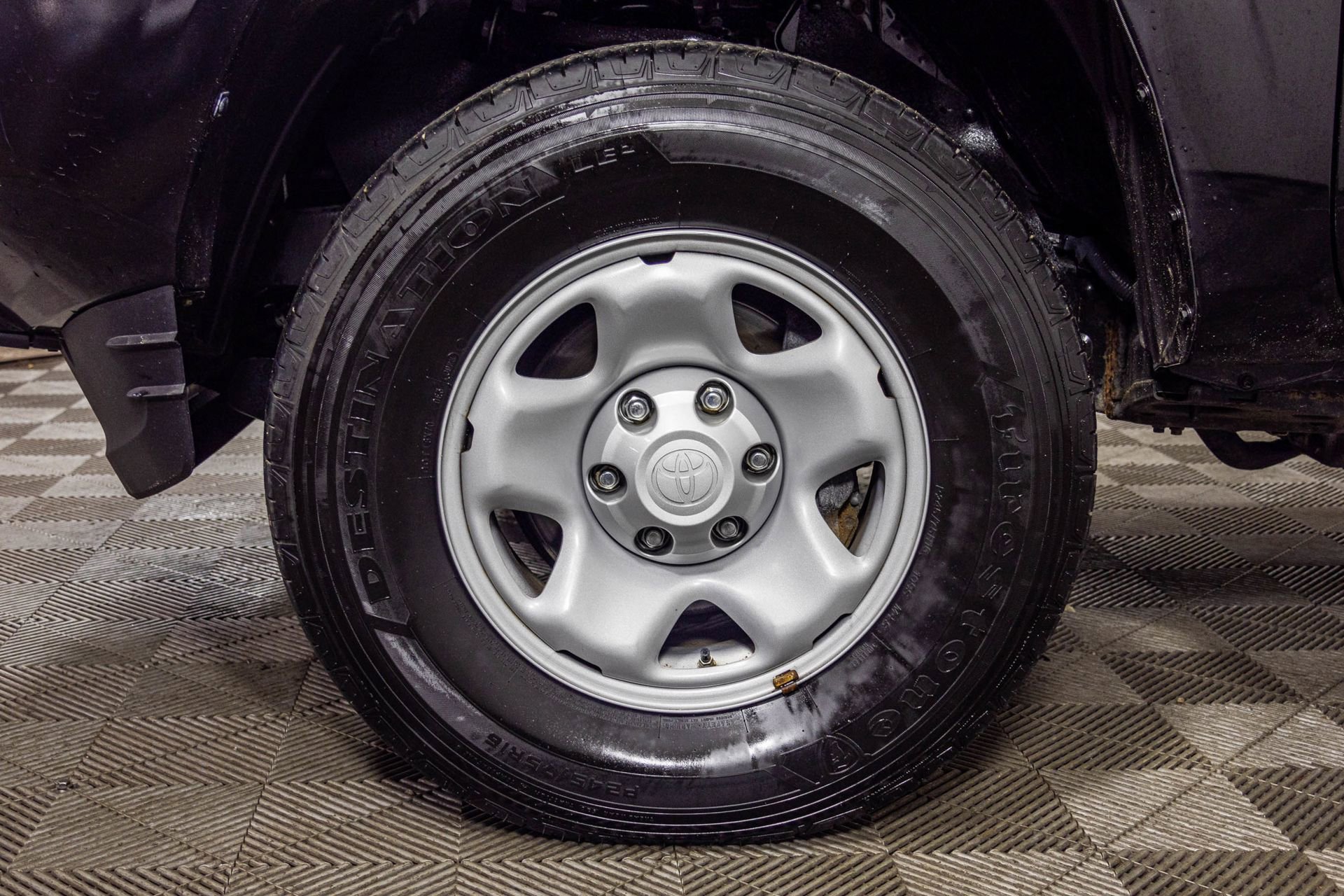 Used 2023 Toyota Tacoma SR AWD/4WD image 47