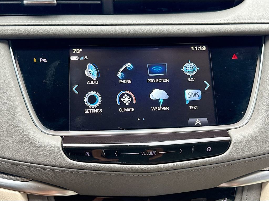 Used 2018 Cadillac XT5 Luxury w/ Driver Awareness Package image 16
