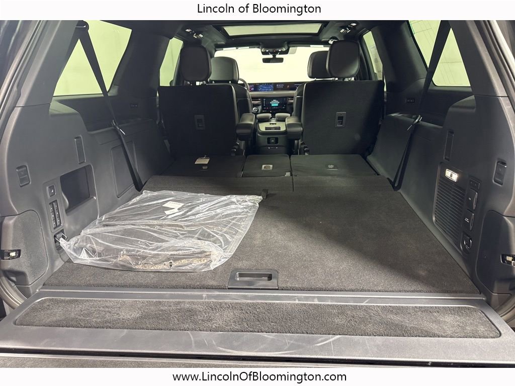 New 2025 Lincoln Navigator L Reserve w/ Jet Appearance Package image 67