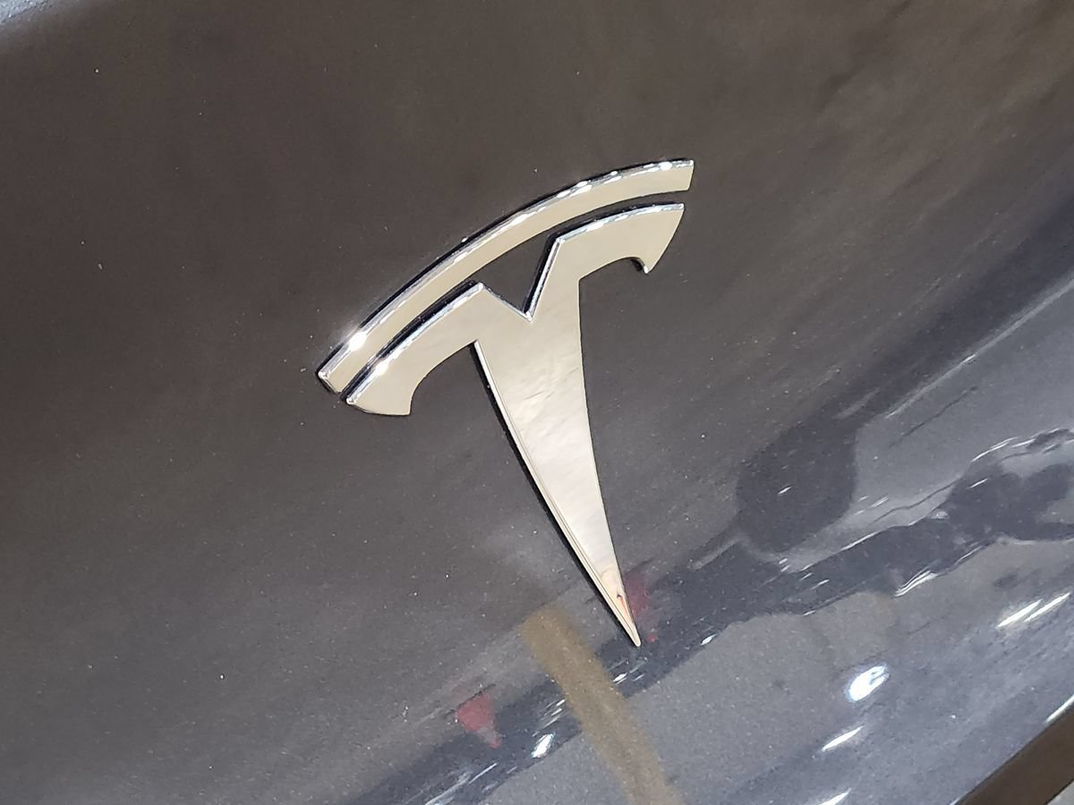 Used 2022 Tesla Model Y Performance AWD/4WD image 25