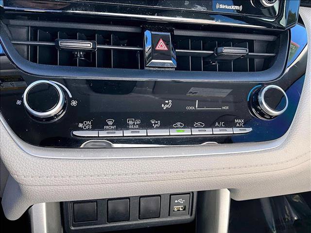 Used 2022 Toyota Corolla Cross L image 23