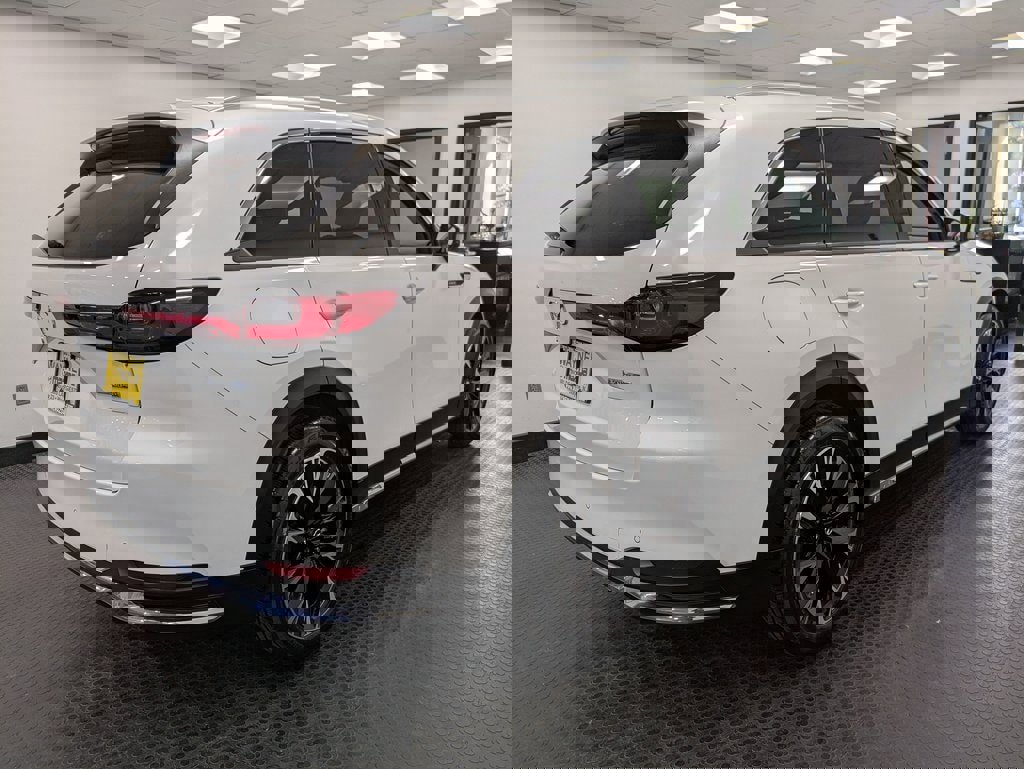 Certified 2024 MAZDA CX-90 Plug-In Hybrid w/ Premium Pkg image 4