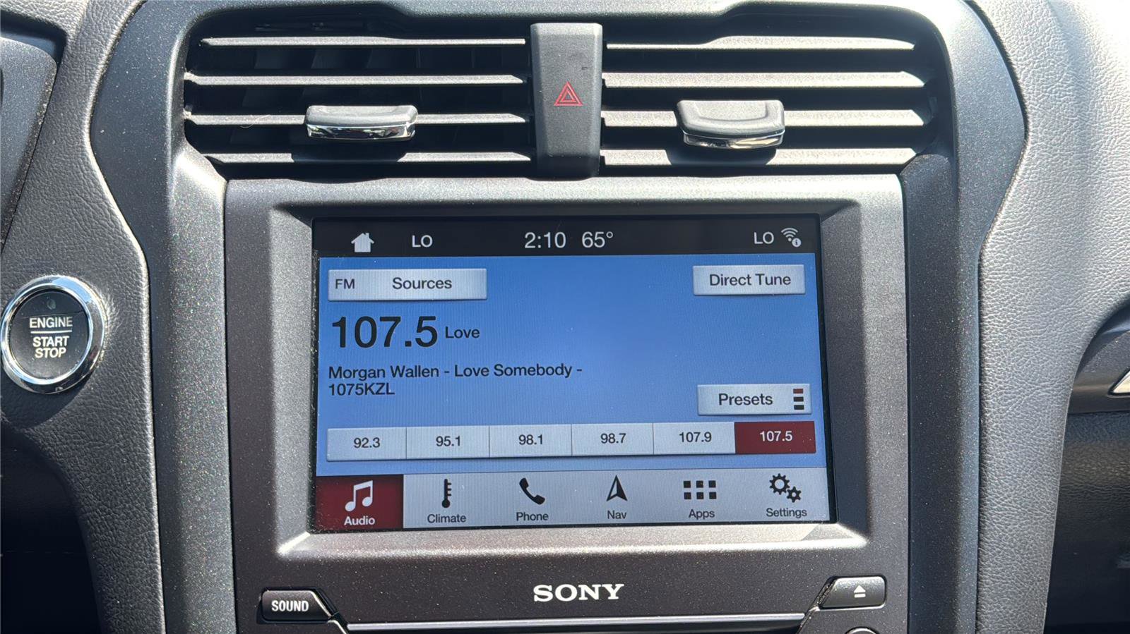 Used 2018 Ford Fusion Titanium AWD/4WD image 16