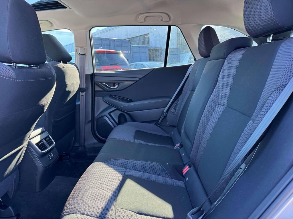 Used 2023 Subaru Outback Premium image 11