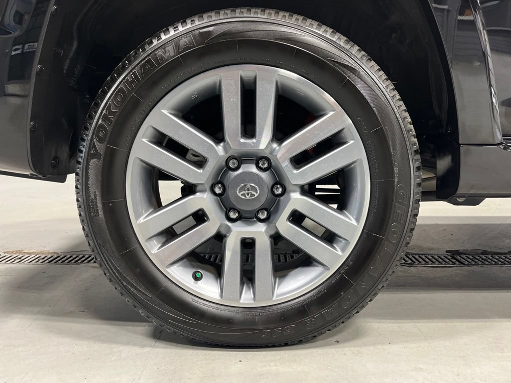 Used 2024 Toyota 4Runner TRD Sport AWD/4WD image 39
