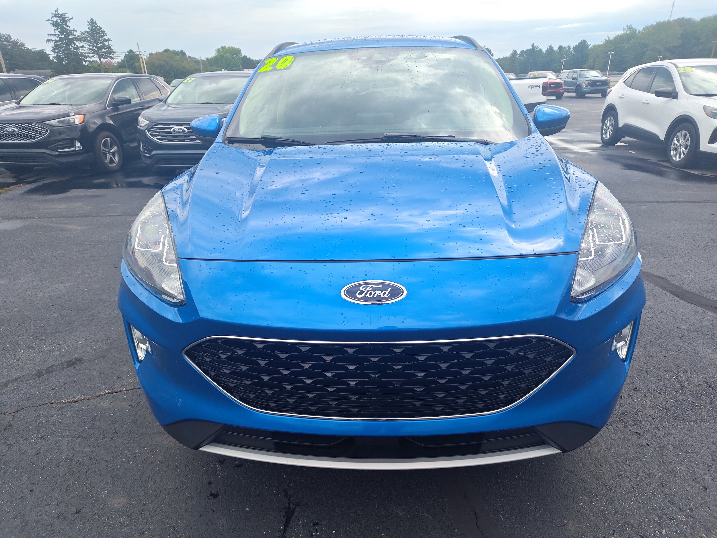 Used 2020 Ford Escape SEL FWD image 4