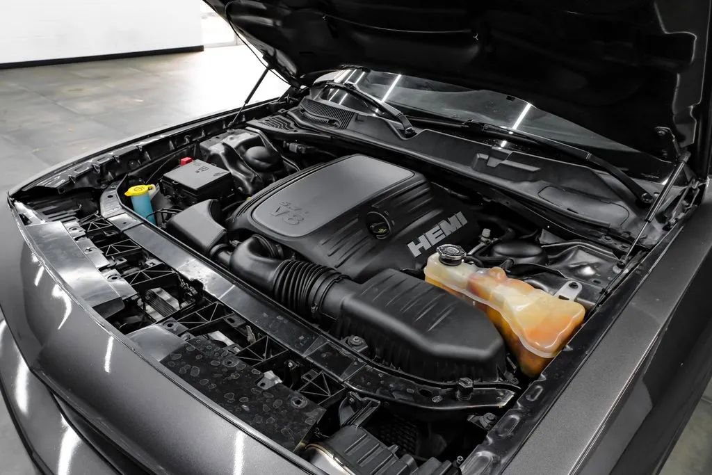 Used 2017 Dodge Challenger R/T RWD image 50