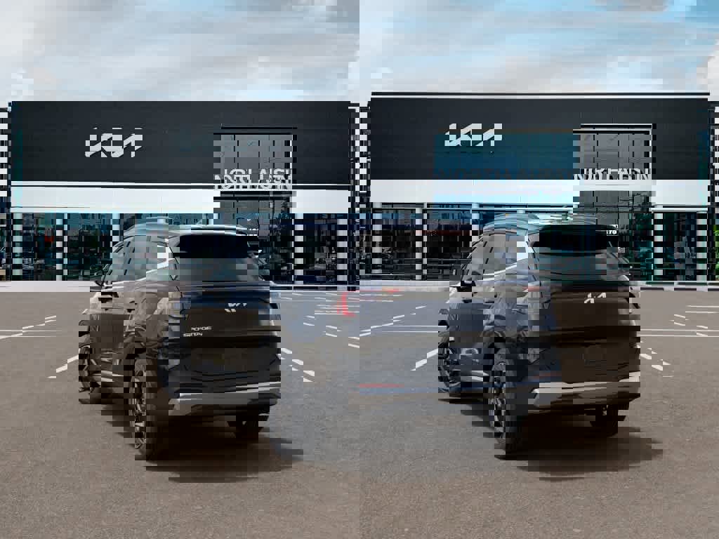 New 2026 Kia Sportage EX image 4