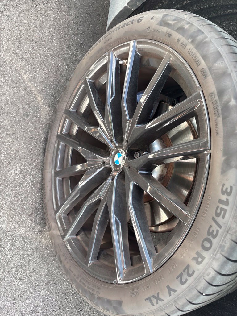 Certified 2024 BMW X5 M60i w/ Climate Comfort Package AWD/4WD image 7
